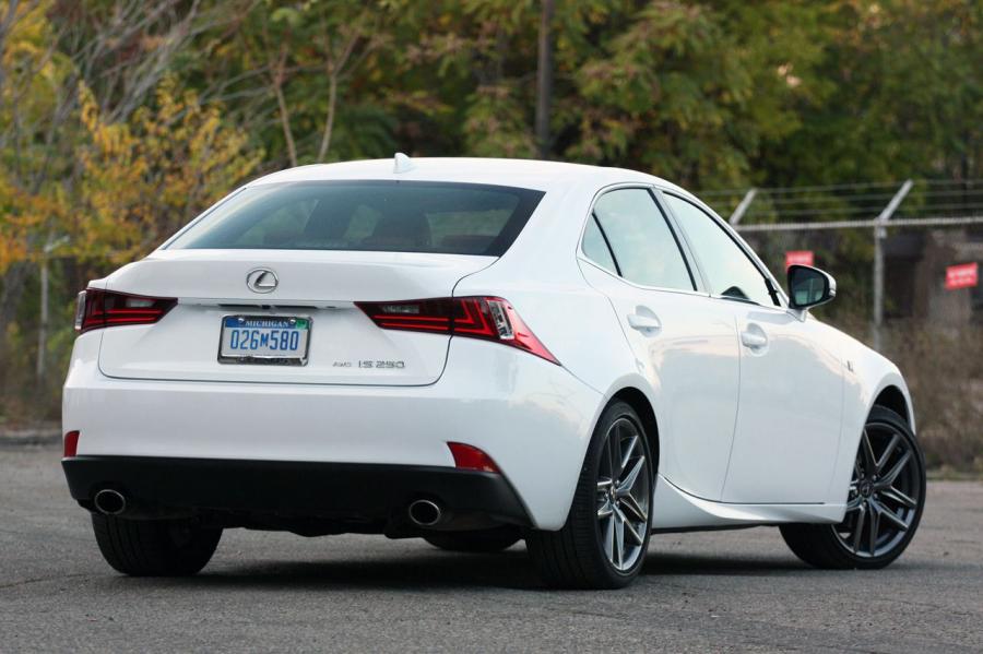  Lexus IS250 AWD F Sport 2014 года  (фото 3 из 28)